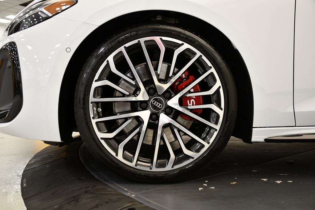 Thumbnail: 2025 Audi S5 - 12