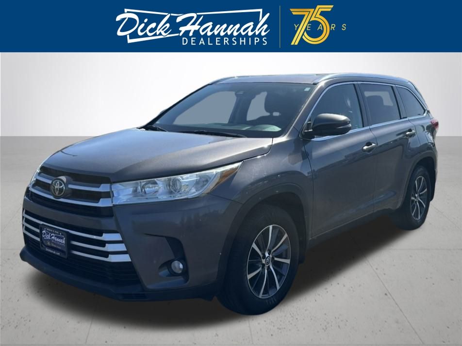 Dick Hannah Dealerships - 2018 Toyota Highlander  For Sale in Vancouver, WA