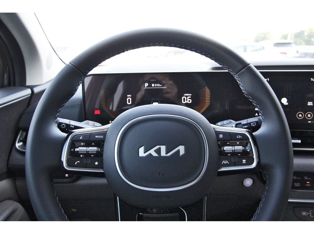 New 2026 Kia Carnival MPV Van