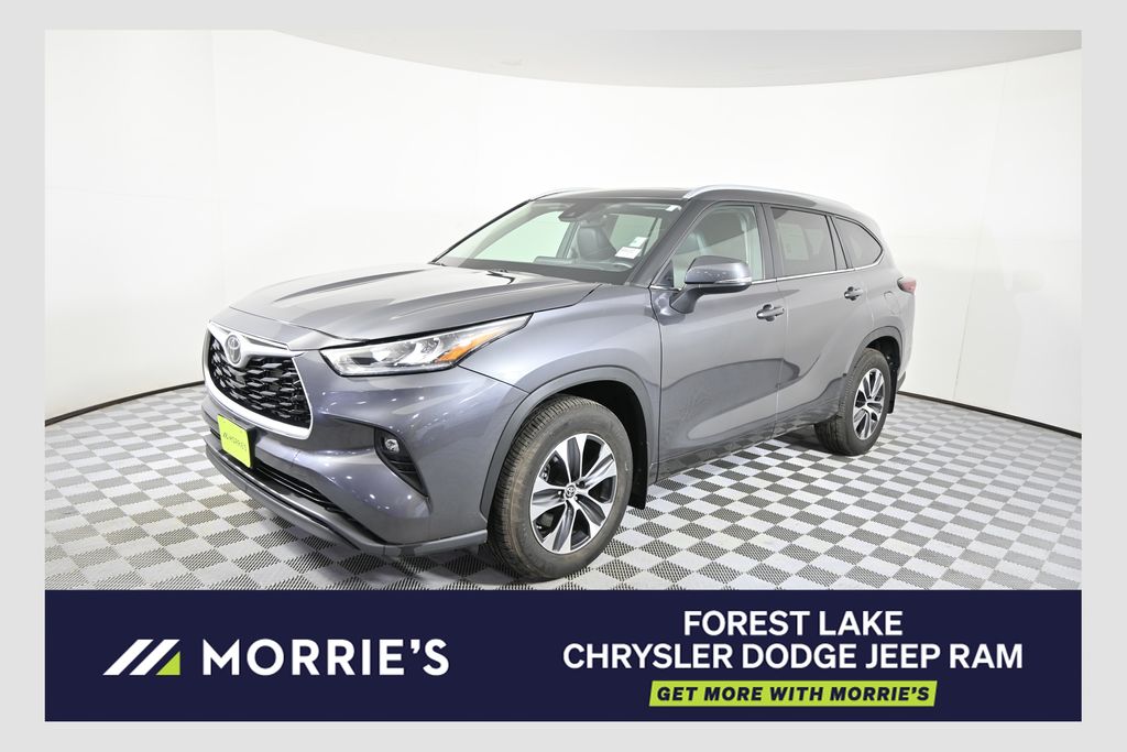 2024 Toyota Highlander XLE