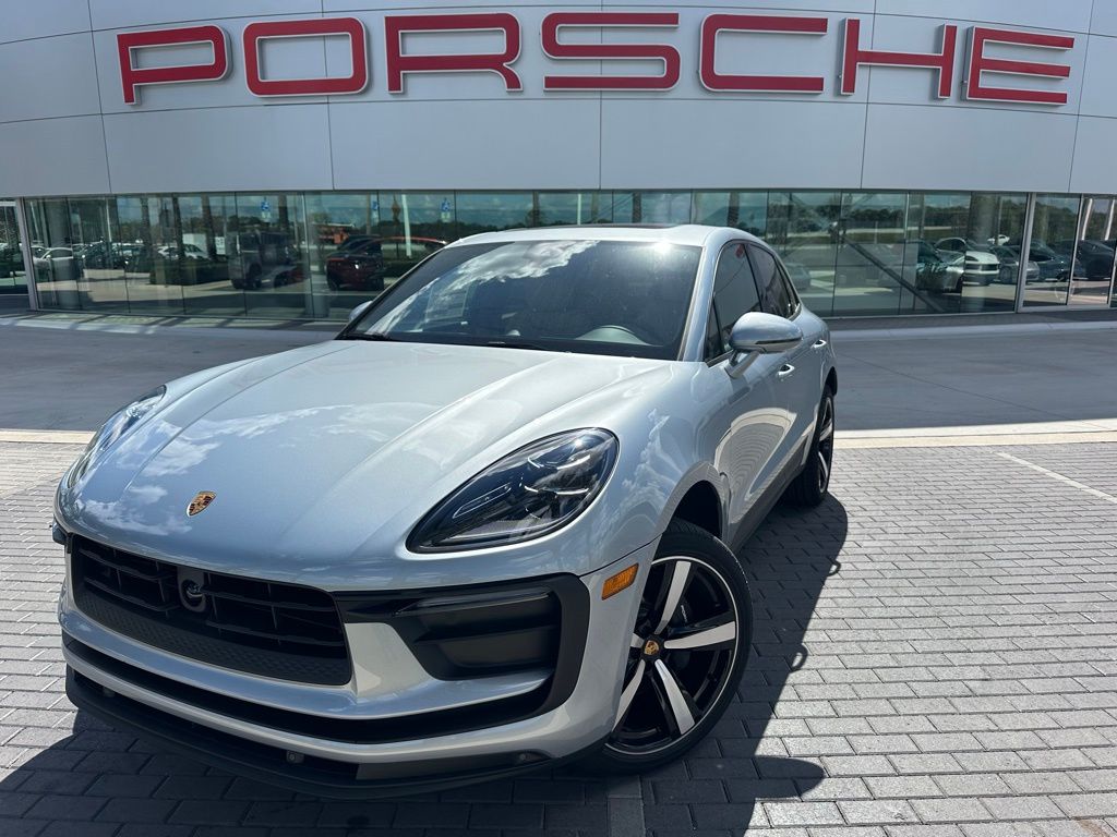 2025 Porsche Macan  -
                Davie, FL