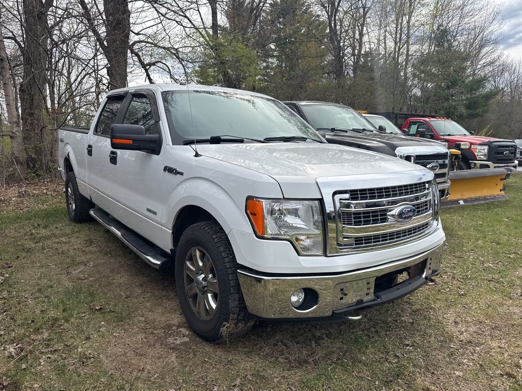 Oxford White 2013 Ford F-150 XLT SuperCrew 4WD Pickup Truck Four-Wheel Drive 6-Speed Automatic