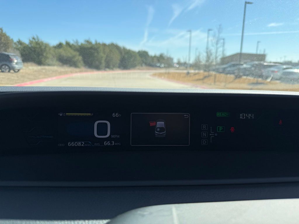 Thumbnail: 2018 Toyota Prius Prime - 15