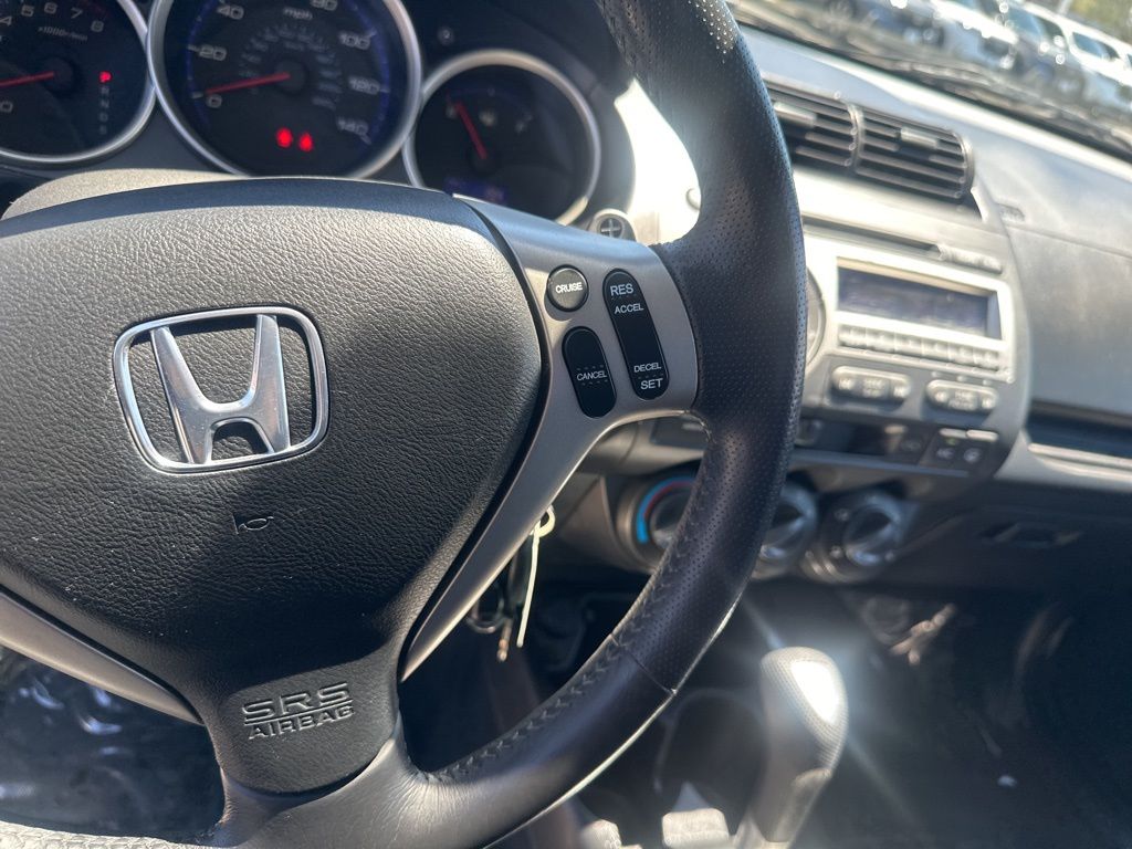 Thumbnail: 2007 Honda Fit - 17