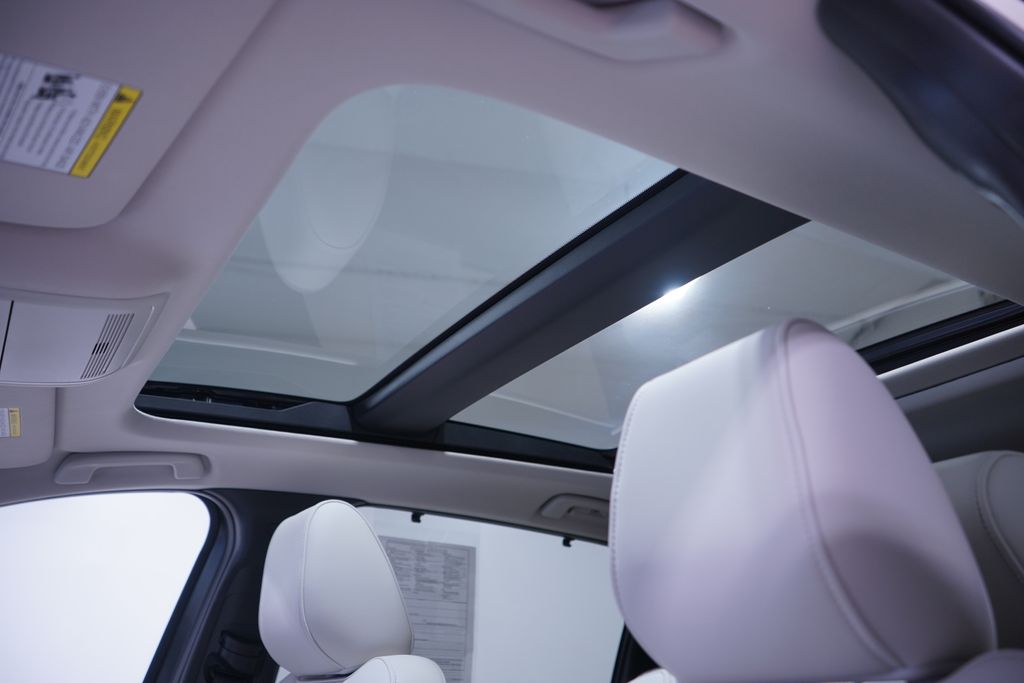 Thumbnail: 2024 Mazda CX-90 - 8