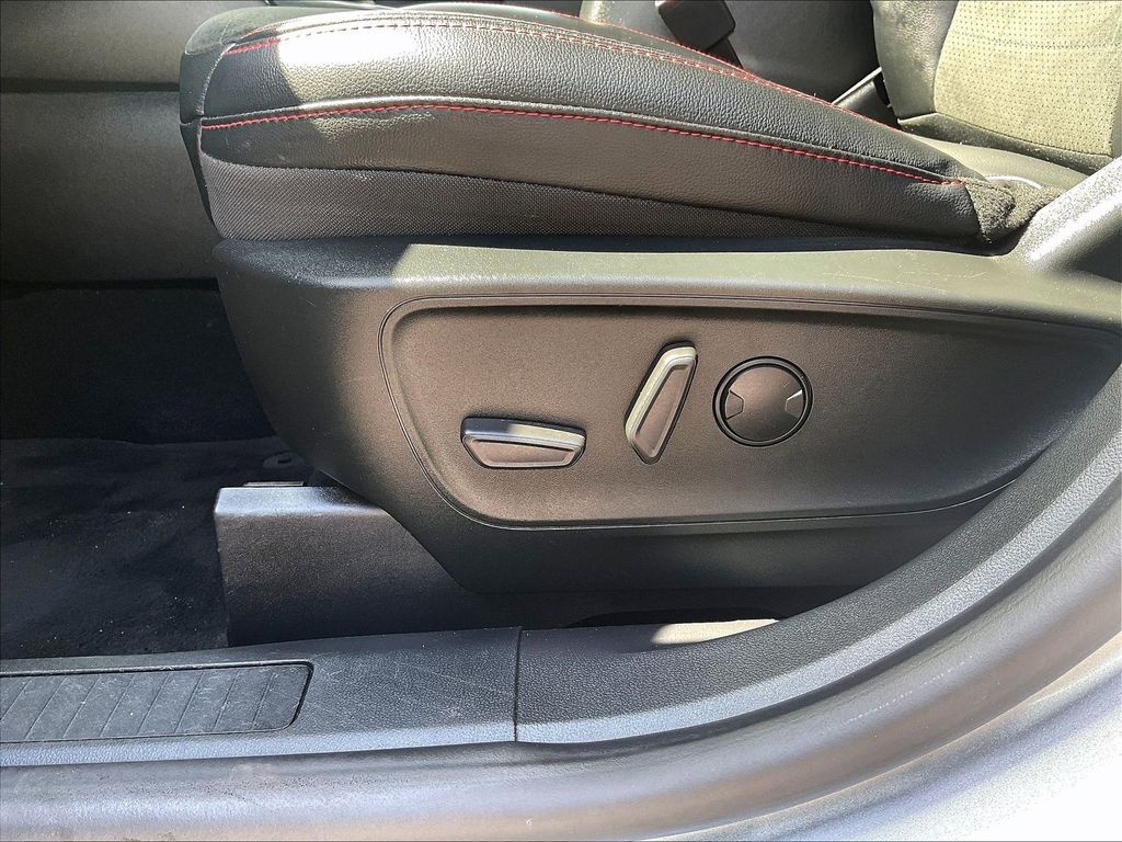 2022 Ford Escape — photo 27