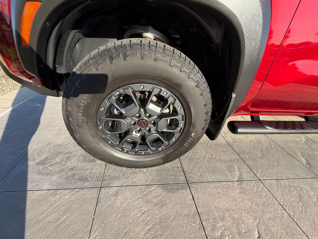 Thumbnail: 2023 Nissan Frontier - 26