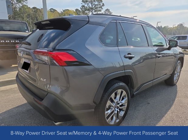 2019 Toyota RAV4 XLE Premium