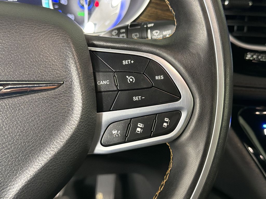 used 2021 Chrysler Pacifica car, priced at $27,500