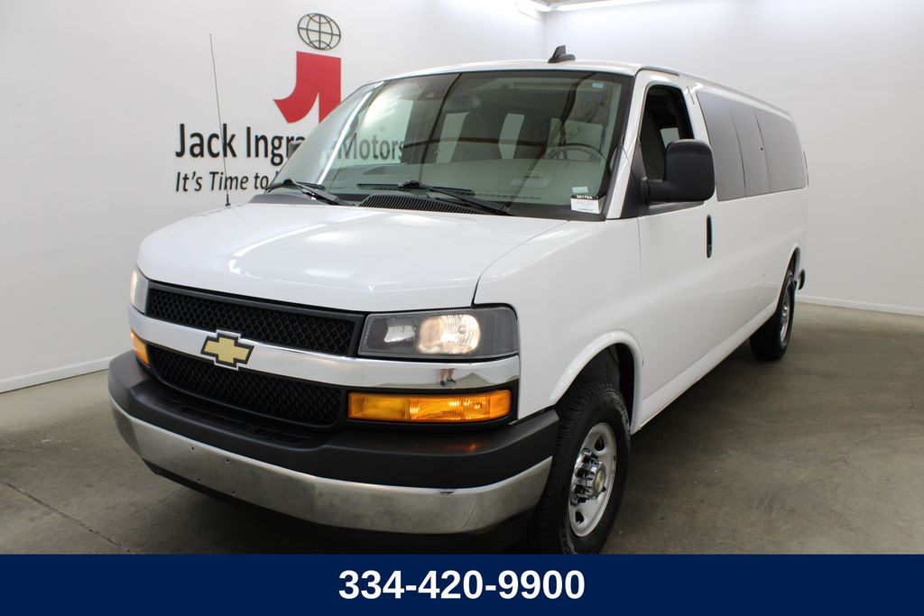  2025 Chevrolet Express 3500 LT Extended RWD   