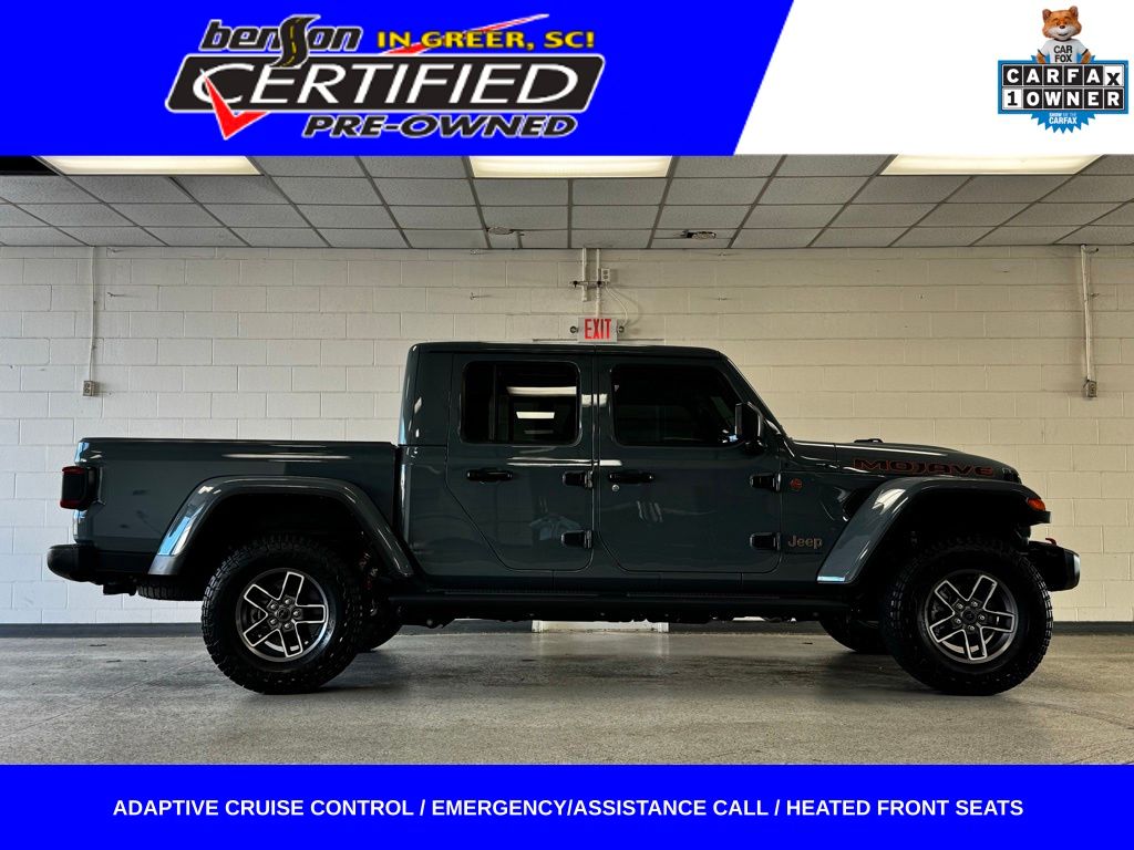Anvil Clearcoat 2025 Jeep Gladiator Pickup Truck Four-Wheel Drive 8-Speed Automatic