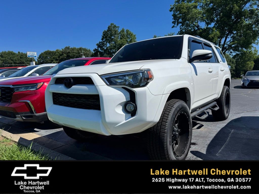 Super White 2019 Toyota 4Runner SR5 Premium 4WD SUV / Crossover Four-Wheel Drive 5-Speed Automatic Overdrive