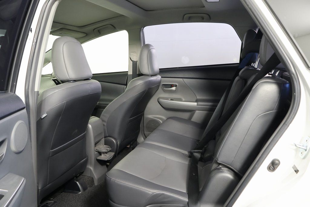 Thumbnail: 2012 Toyota Prius v - 10