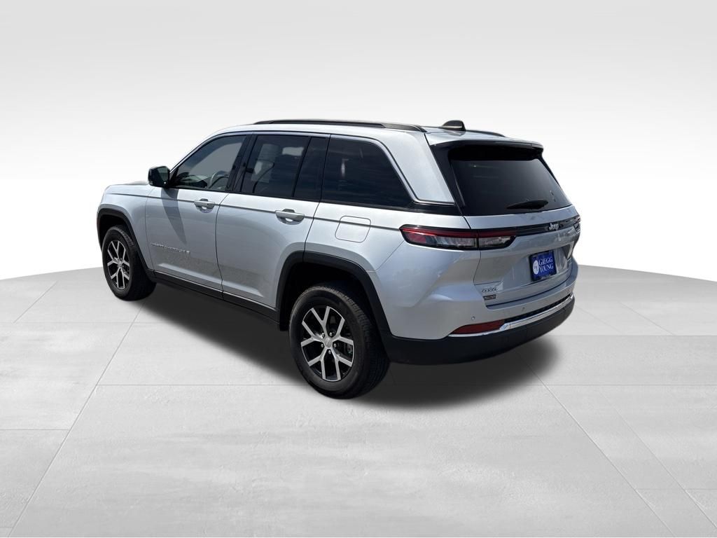 Used 2024 Jeep Grand Cherokee SUV