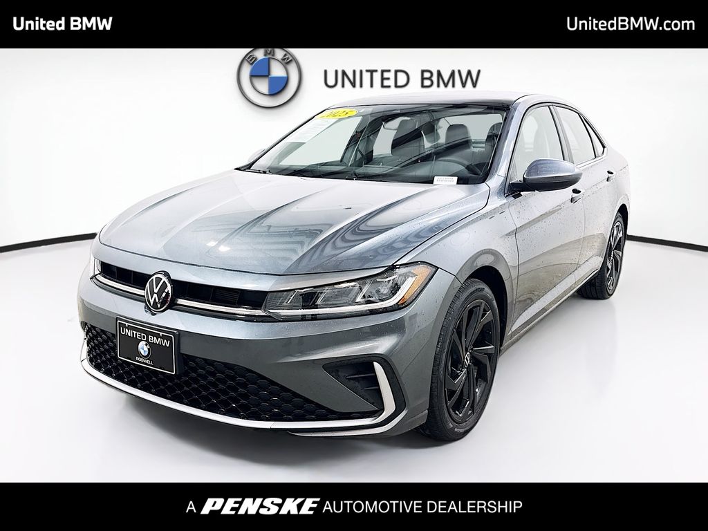 Thumbnail: 2025 Volkswagen Jetta - 1