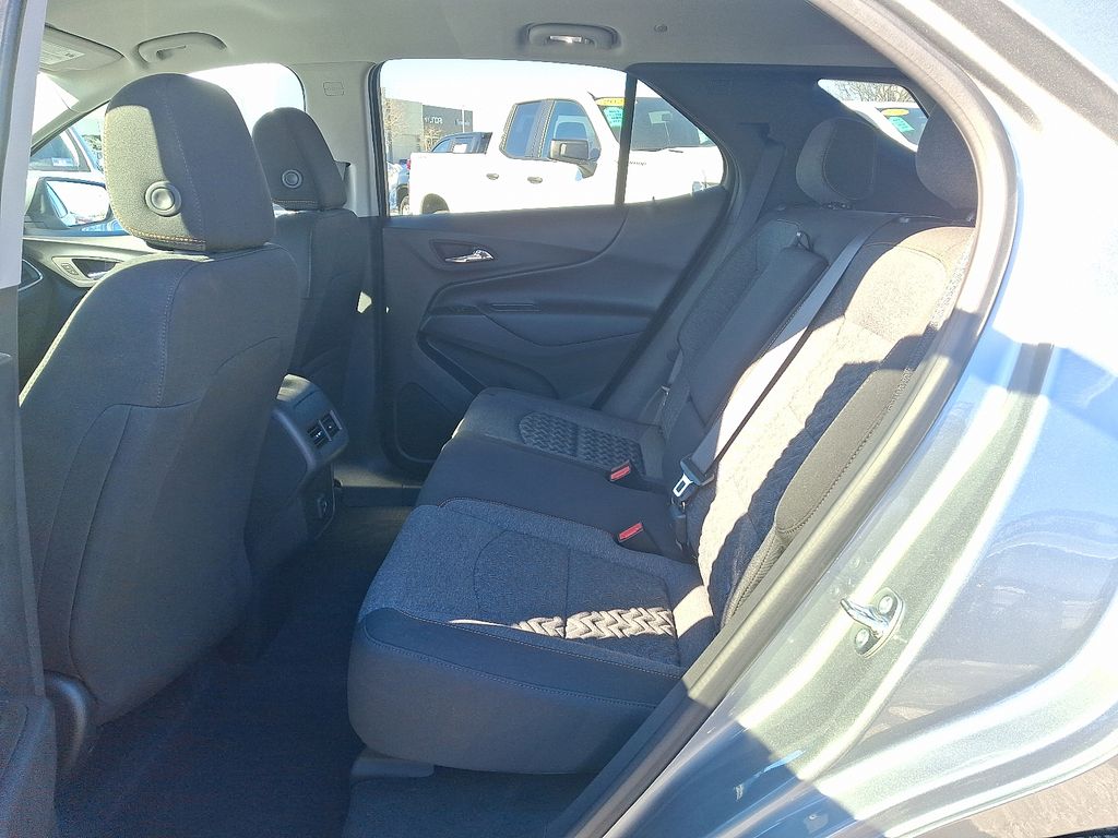 Thumbnail: 2023 Chevrolet Equinox - 10