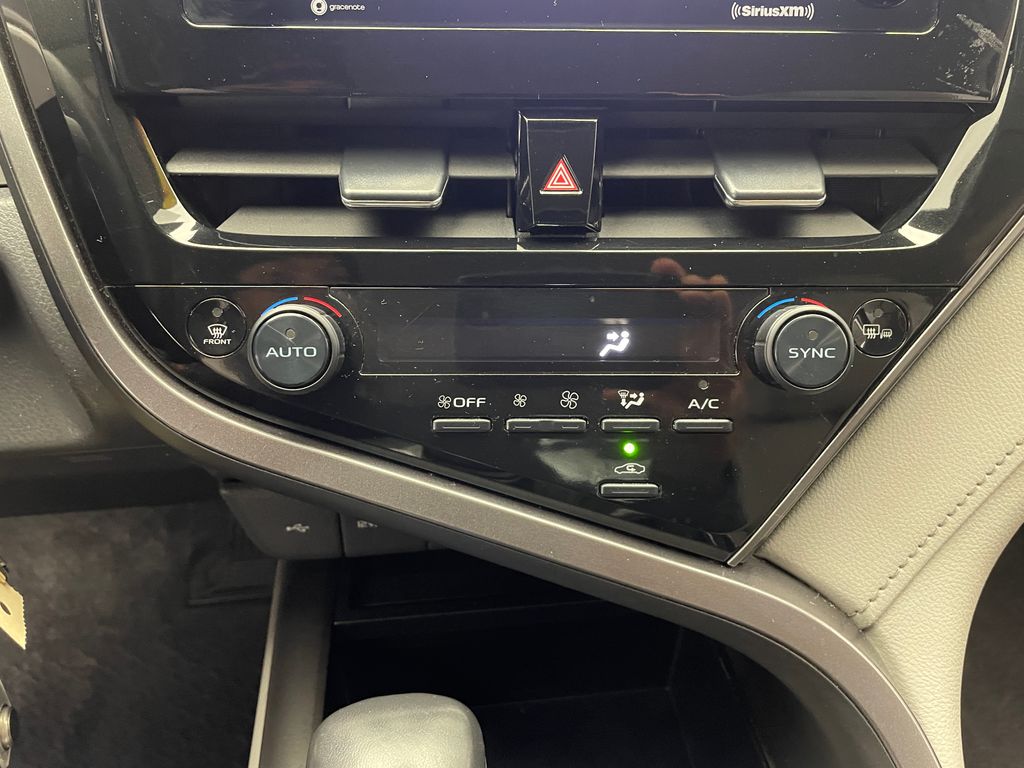 Thumbnail: 2022 Toyota Camry - 27