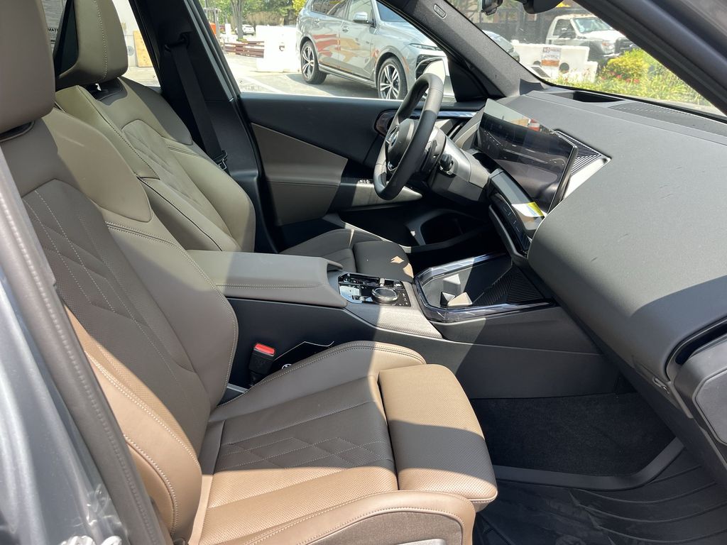 Thumbnail: 2025 BMW X3 - 25