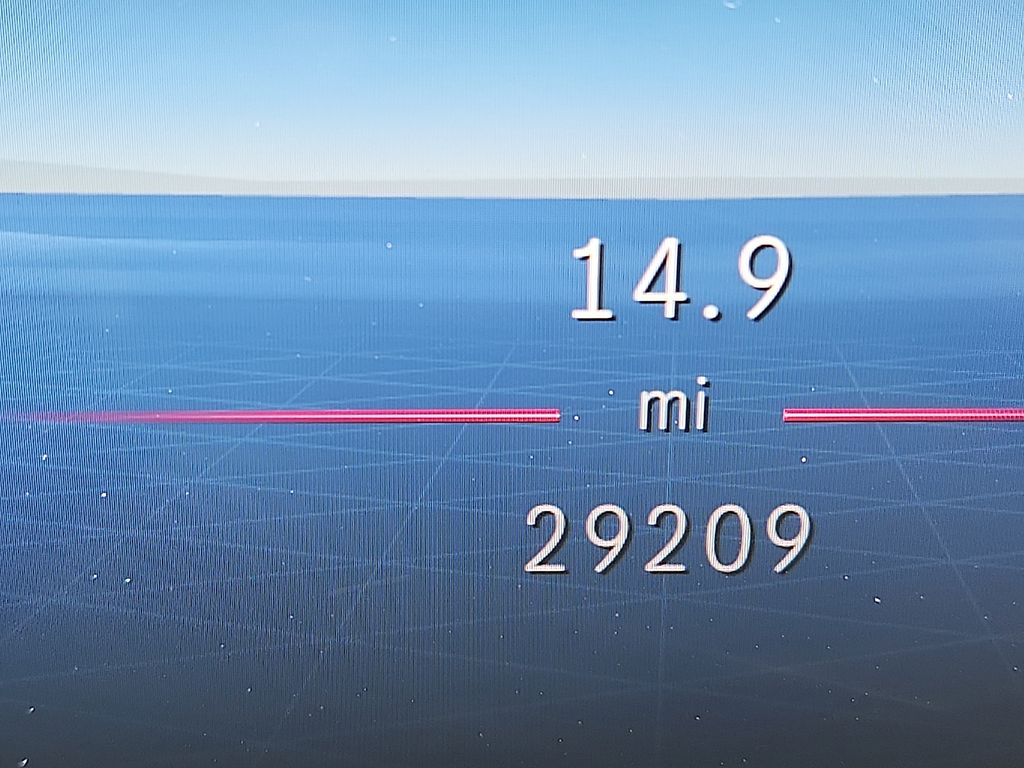 Thumbnail: 2023 Mercedes-Benz C-Class - 20