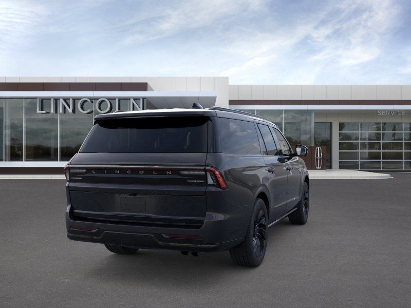 Thumbnail: 2026 Lincoln Navigator L - 8