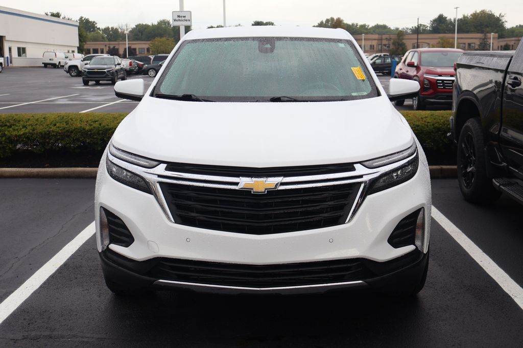 Thumbnail: 2022 Chevrolet Equinox - 2