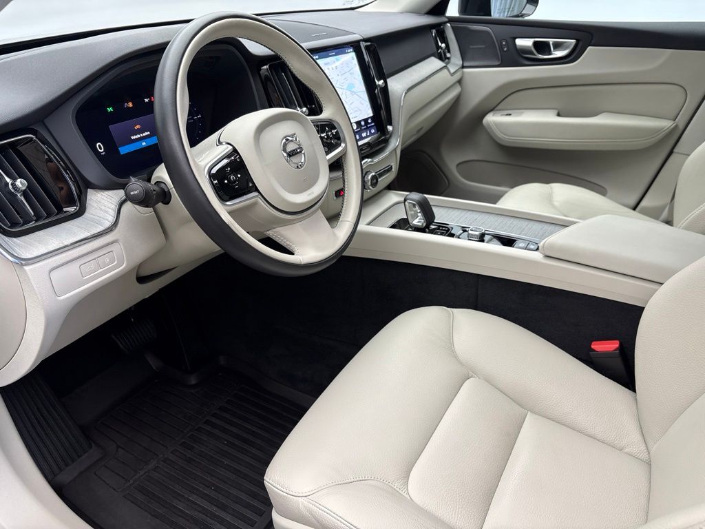 Thumbnail: 2024 Volvo XC60 - 6