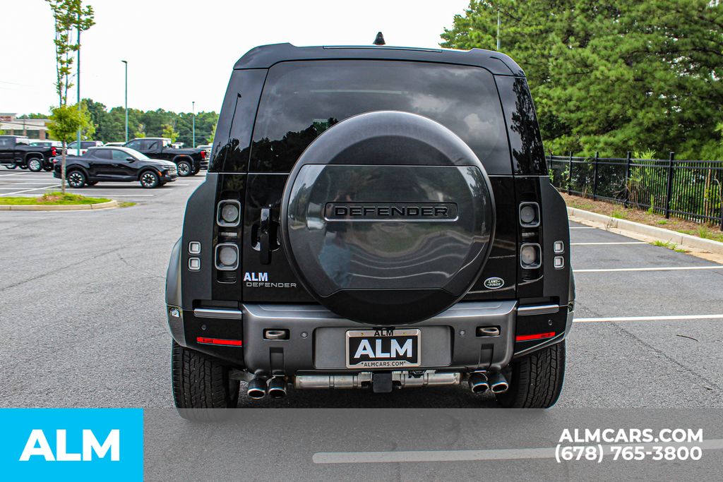 Used 2023 Gray Land Rover Carpathian Edition image 10