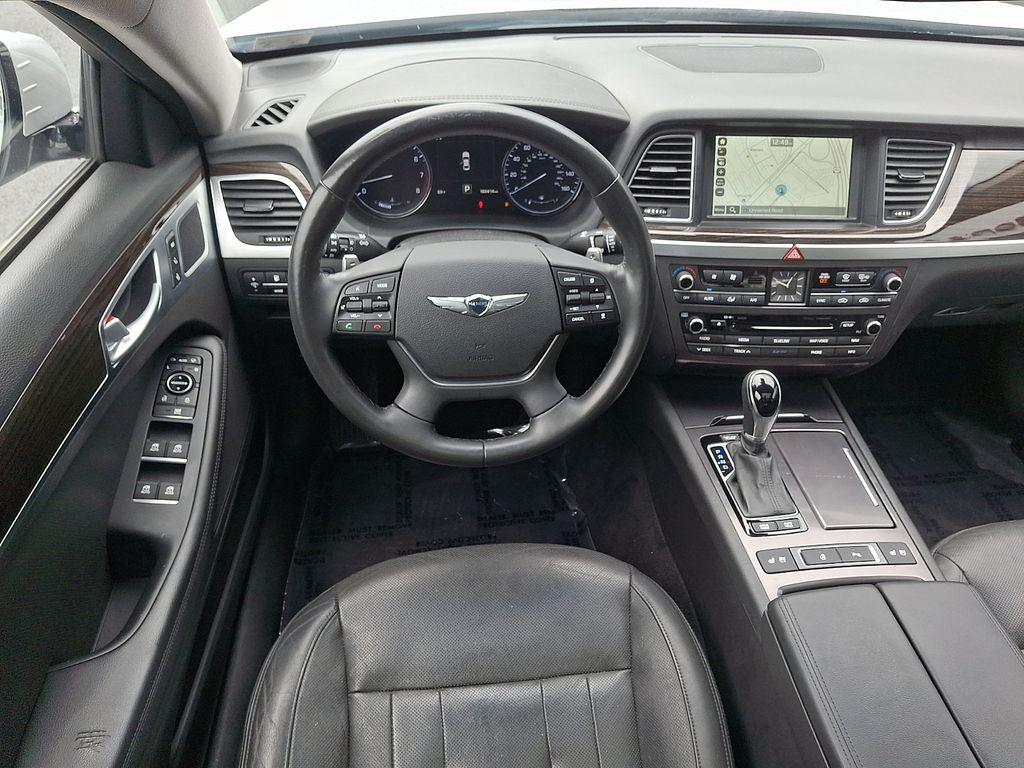 Thumbnail: 2017 Genesis G80 - 11
