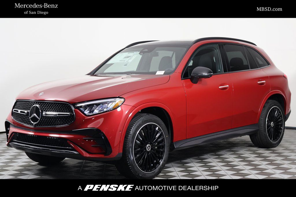 2025 Mercedes-Benz GLC 300 Hero Image