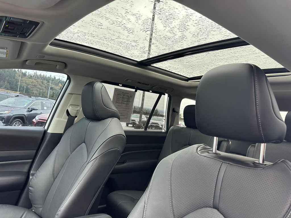 2025 Toyota Grand Highlander Limited