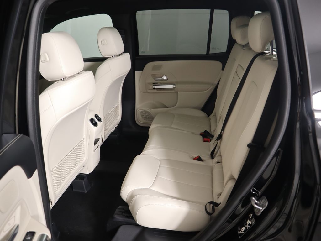 Thumbnail: 2026 Mercedes-Benz GLB - 22