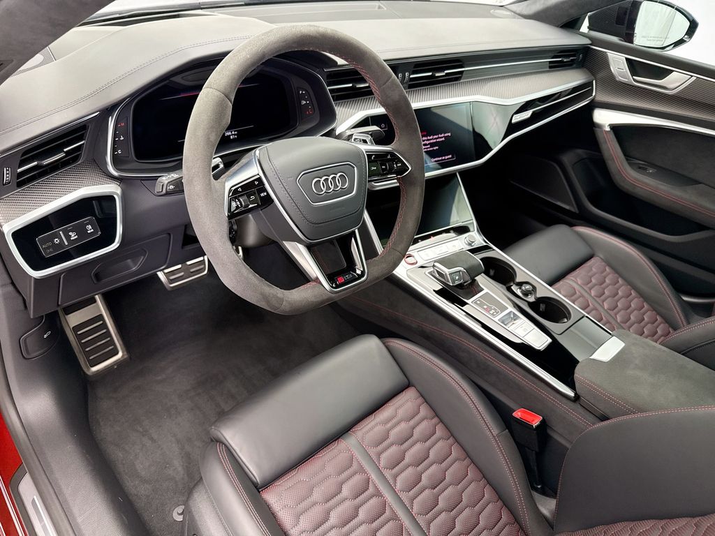 Thumbnail: 2025 Audi RS 7 - 9