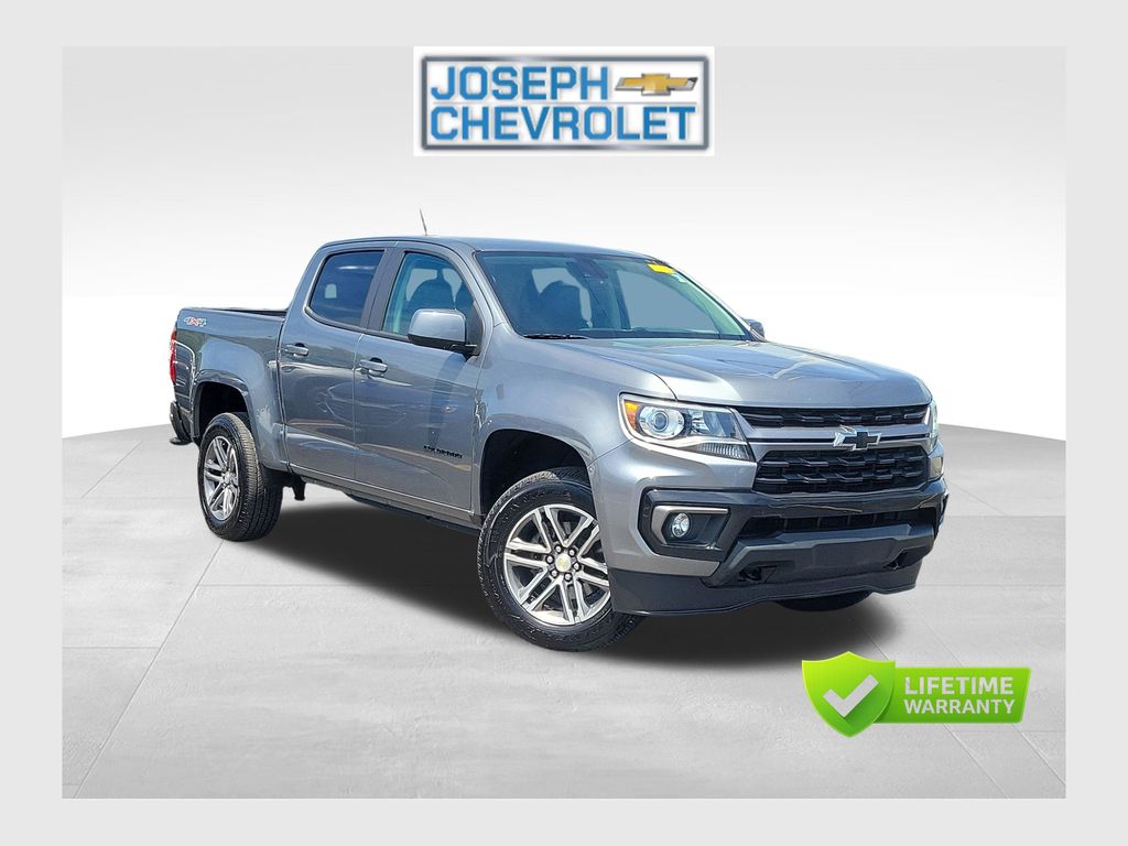 Gray (Steel Metallic) 2022 Chevrolet Colorado LT Crew Cab 4WD Pickup Truck Four-Wheel Drive 8-Speed Automatic