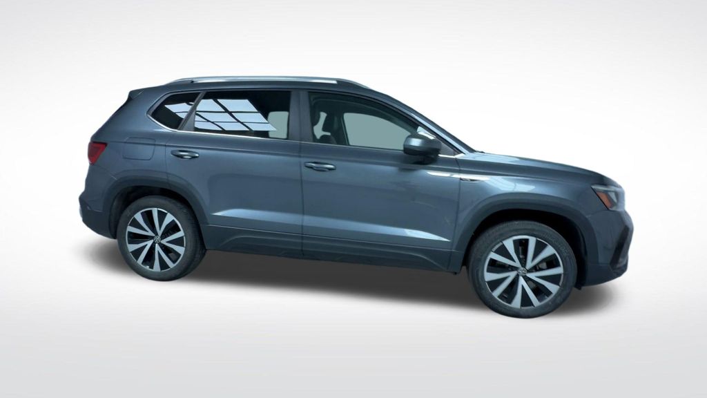 Used 2022 Volkswagen Taos SUV