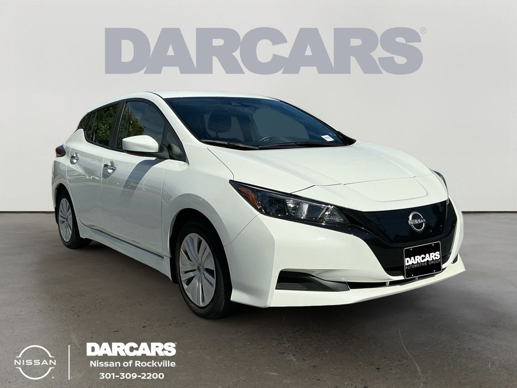 2024 Nissan LEAF S FWD