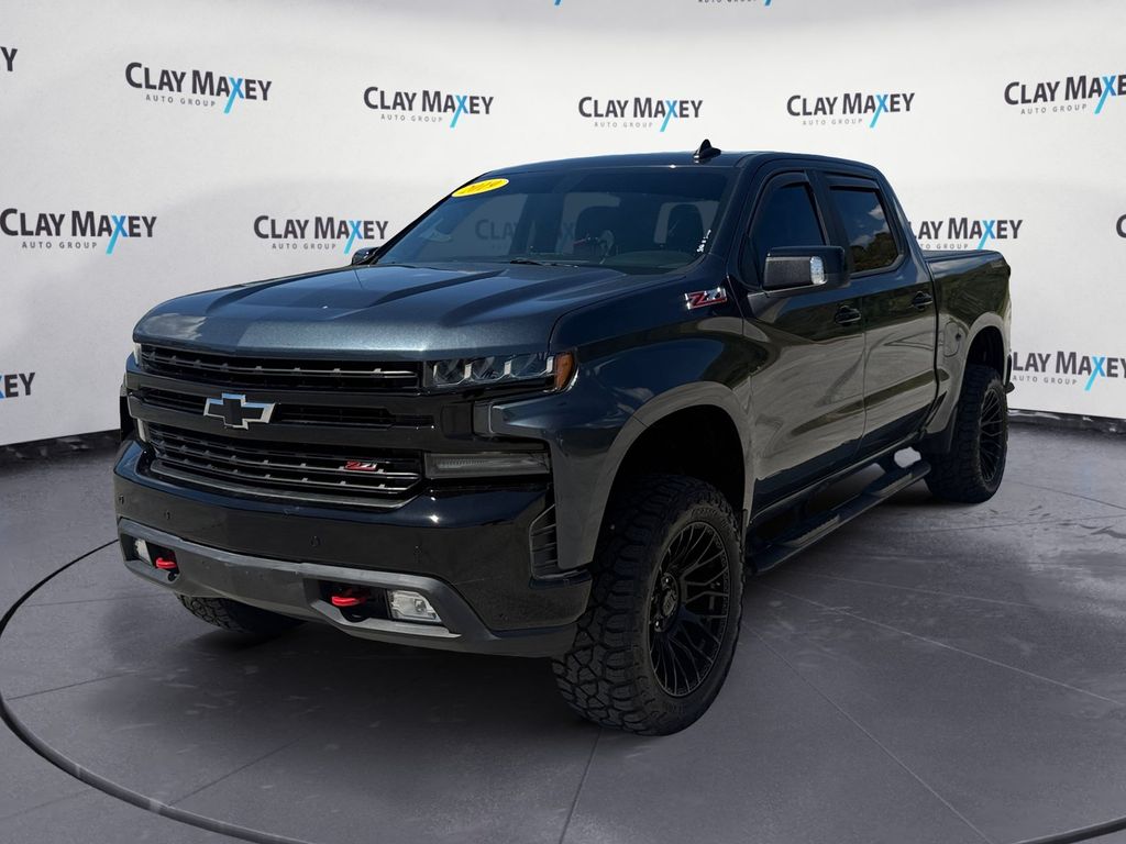 Shadow Gray Metallic 2019 Chevrolet Silverado 1500 Pickup Truck Four-Wheel Drive 8-Speed Automatic