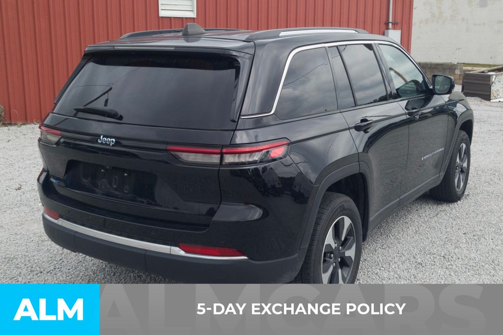 Used 2024 Black Jeep 4xe image 3
