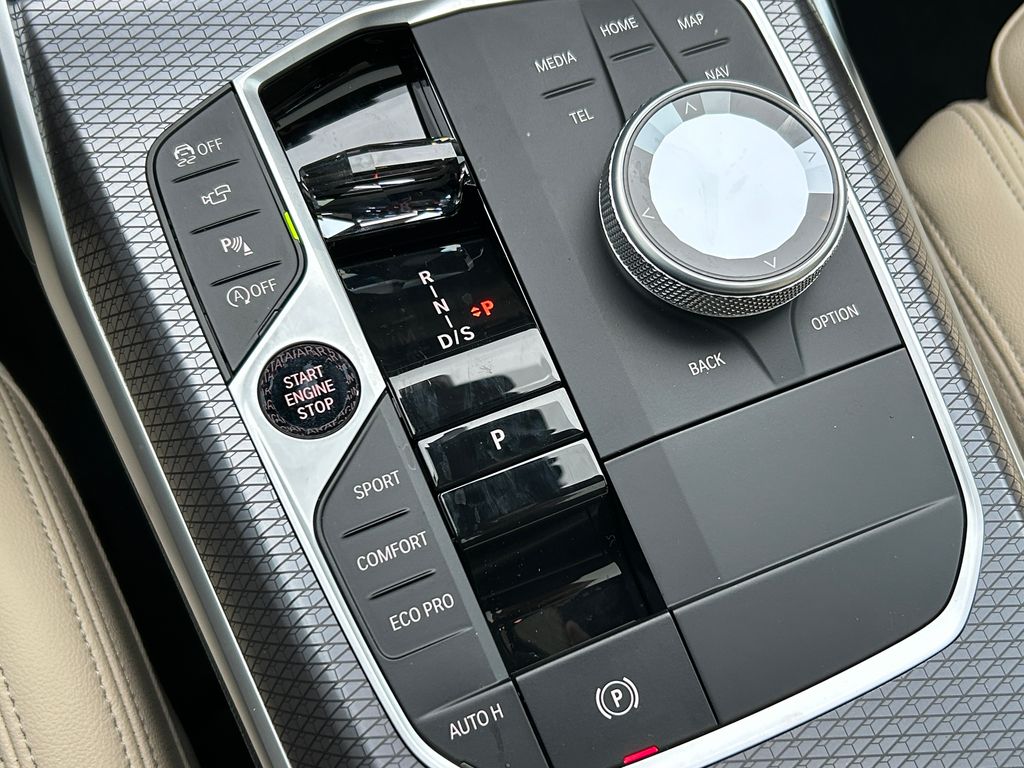 Thumbnail: 2026 BMW 3 Series - 28