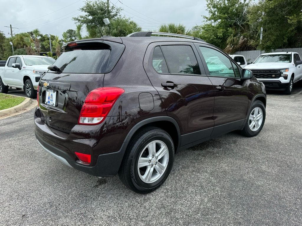 2021 Chevrolet Trax LT 8