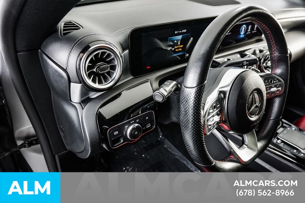 Used 2022 Gray Mercedes-Benz CLA 250 image 33