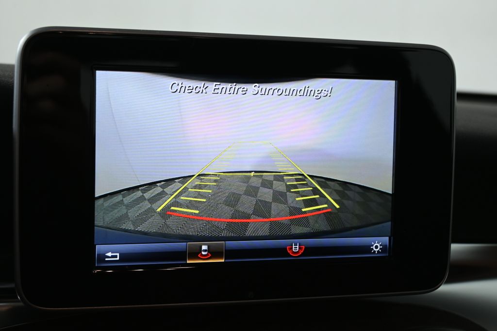 Thumbnail: 2017 Mercedes-Benz C-Class - 22