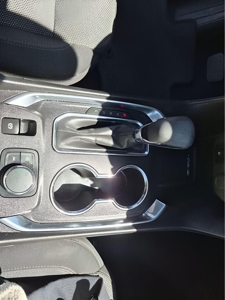 Used Car 2023 Chevrolet Traverse  Lt For Sale Under $30,000 In Austin, Texas