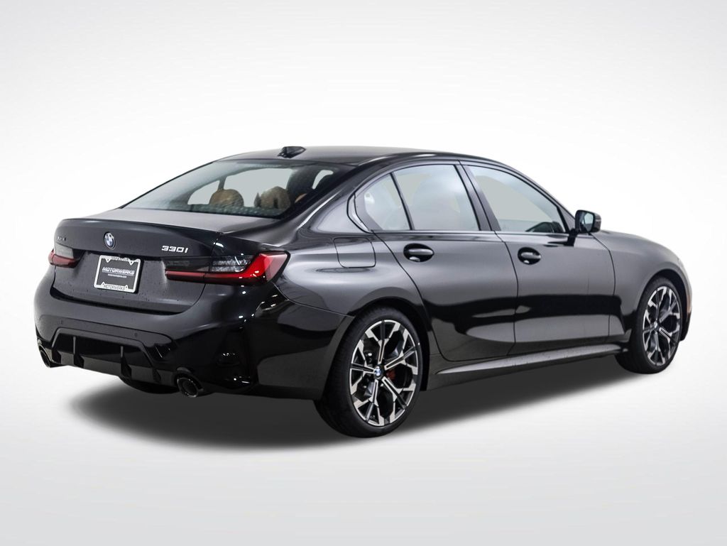 Thumbnail: 2026 BMW 3 Series - 5