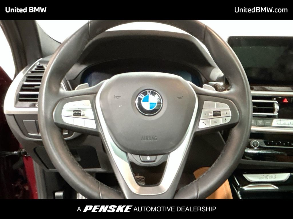 Thumbnail: 2025 BMW X4 - 14