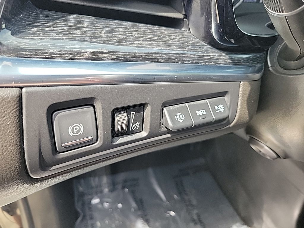 Used 2022 Cadillac XT5 SUV
