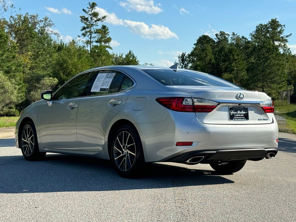 2017 Lexus ES 350 11