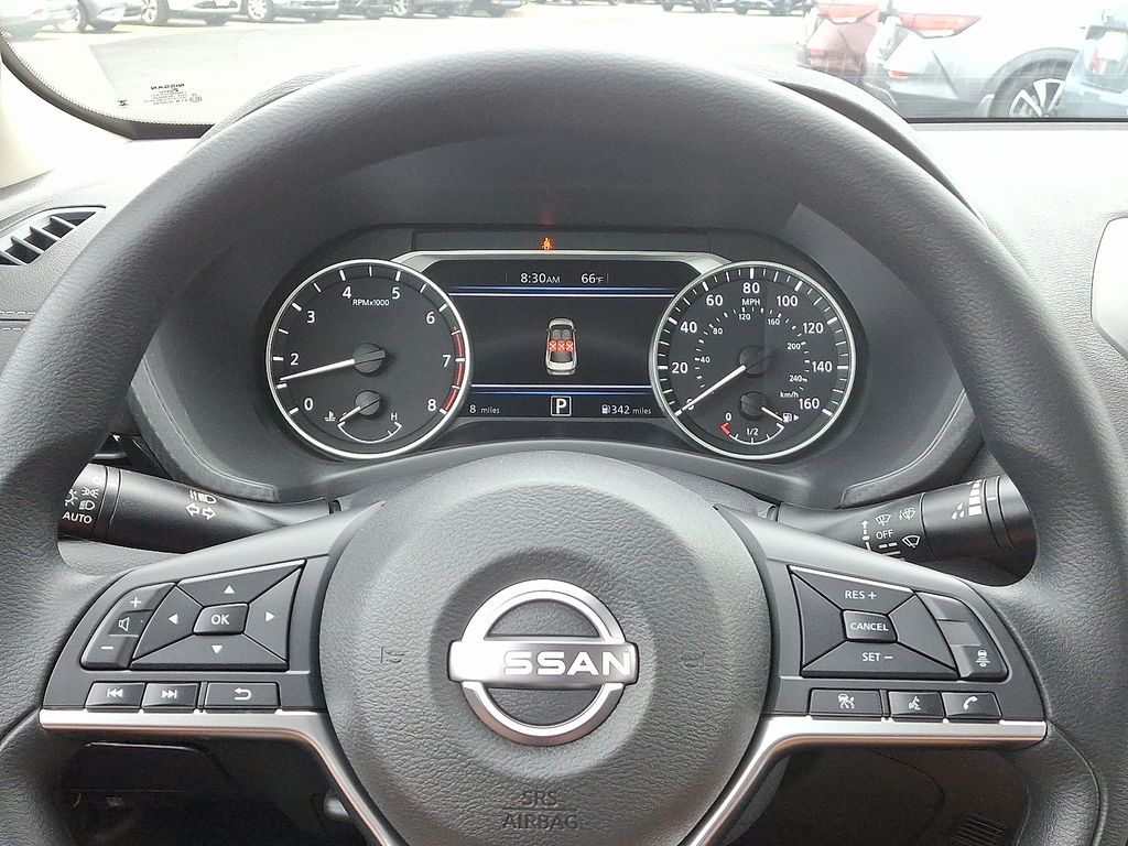 Thumbnail: 2025 Nissan Sentra - 9