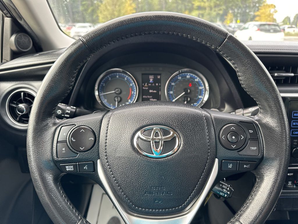 2019 Toyota Corolla SE 32