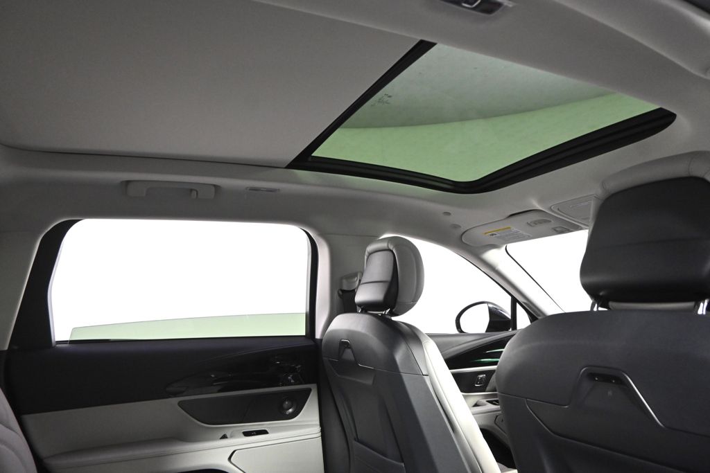 New 2026 Gray Lincoln Reserve image 17