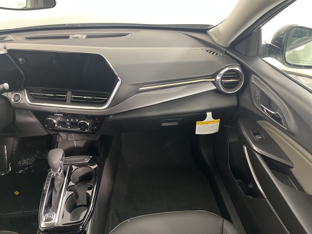 Thumbnail: 2026 Chevrolet Trax - 12